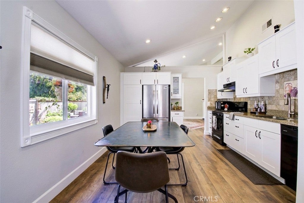 28375 Ronea, Mission Viejo CA 92692 - Photo 10