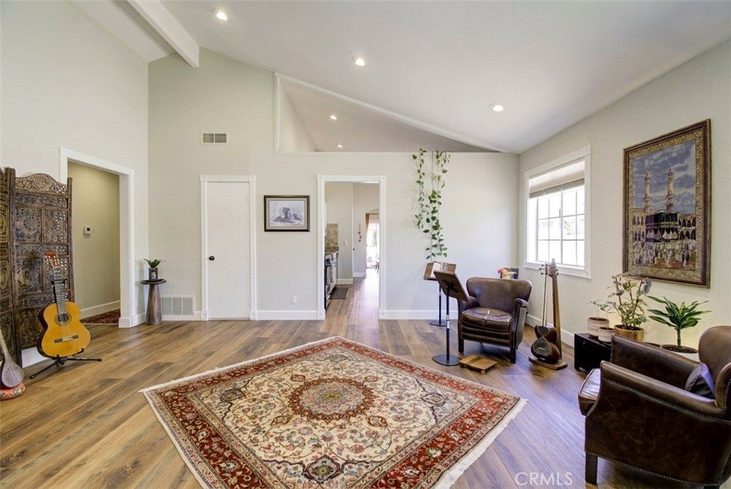 28375 Ronea, Mission Viejo CA 92692 - Photo 8