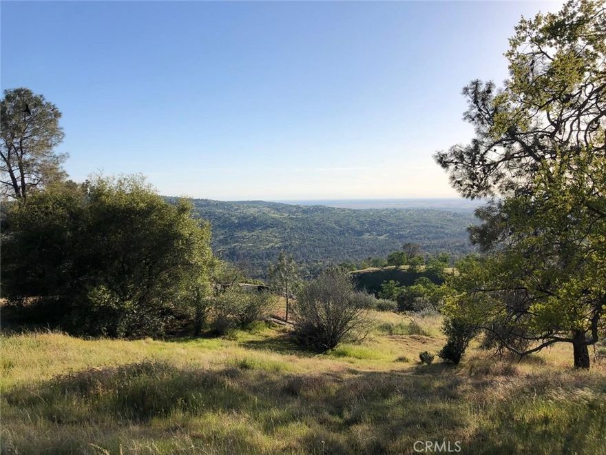 Views, Views, Views! Build your dream home high atop Lilley Mountain on this beautiful 6 plus acre lot overlooking the valley below. Enjoy privacy near the end of a quiet cul de sac, beautiful sunrises, distant views of Lake Hensley, gorgeous sunsets, valley night lights! Super price! Hurry!!