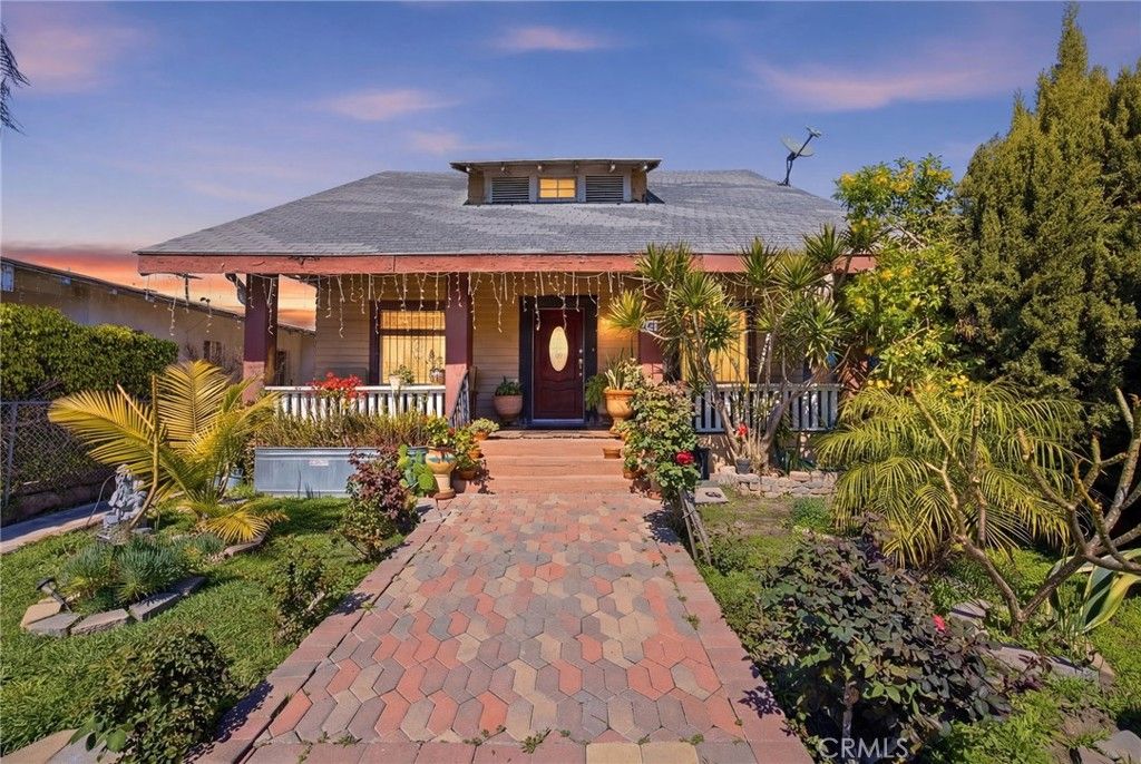 Photo of 123 E 65th Street, Los Angeles, CA 90003 (MLS # PW26047446)