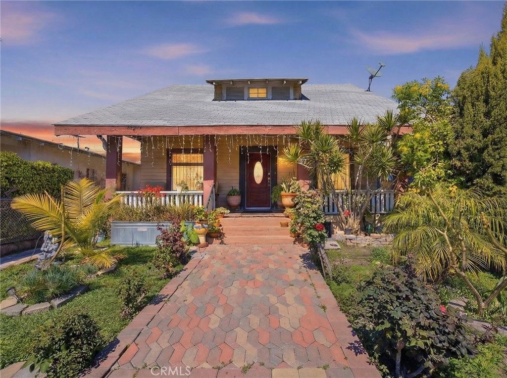 Photo of 123 E 65th Street, Los Angeles, CA 90003 (MLS # PW26047446)