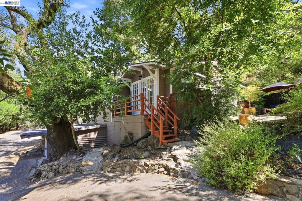 2315 Kilkare Rd