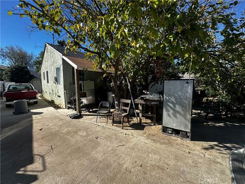 10961 Sharp Avenue San Fernando CA 91345