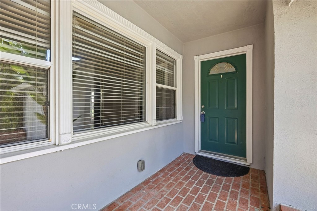 5027 Rigoletto Street