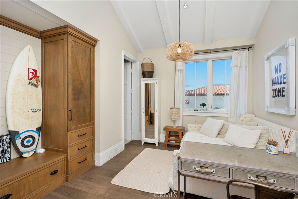 Beach Road Custom (BR) - Residential