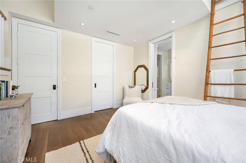 Beach Road Custom (BR) - Residential