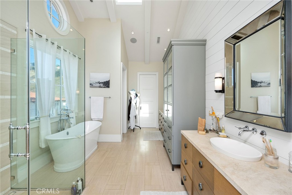 Beach Road Custom (BR) - Residential