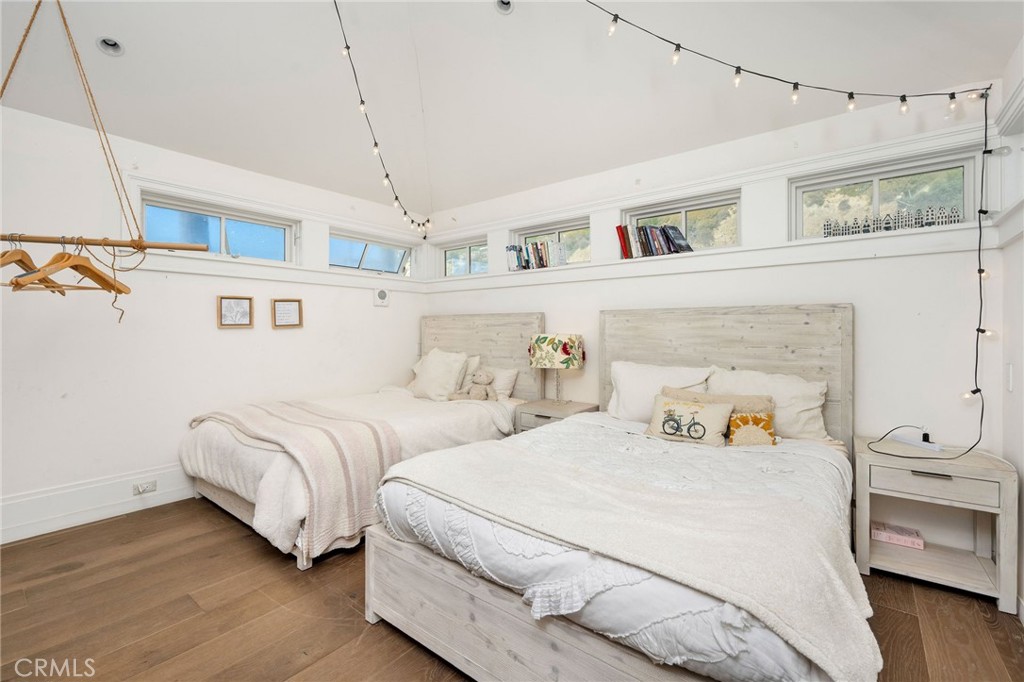 Beach Road Custom (BR) - Residential