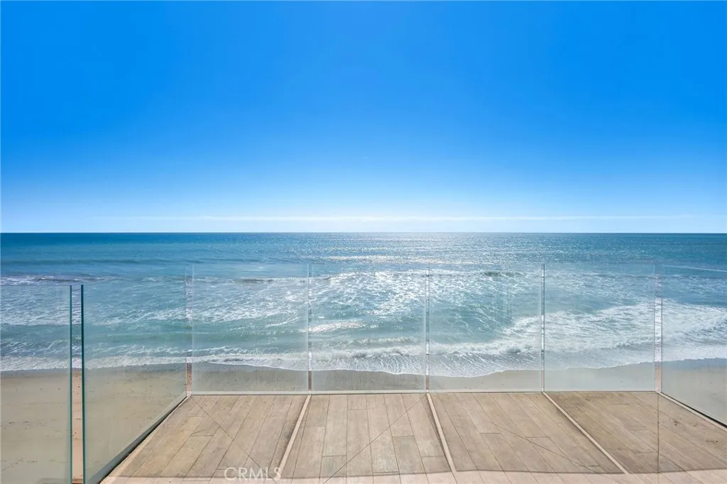 Dana Point, California 92624, United States, 4 Bedrooms Bedrooms, ,5 BathroomsBathrooms,Residential,Active,175447