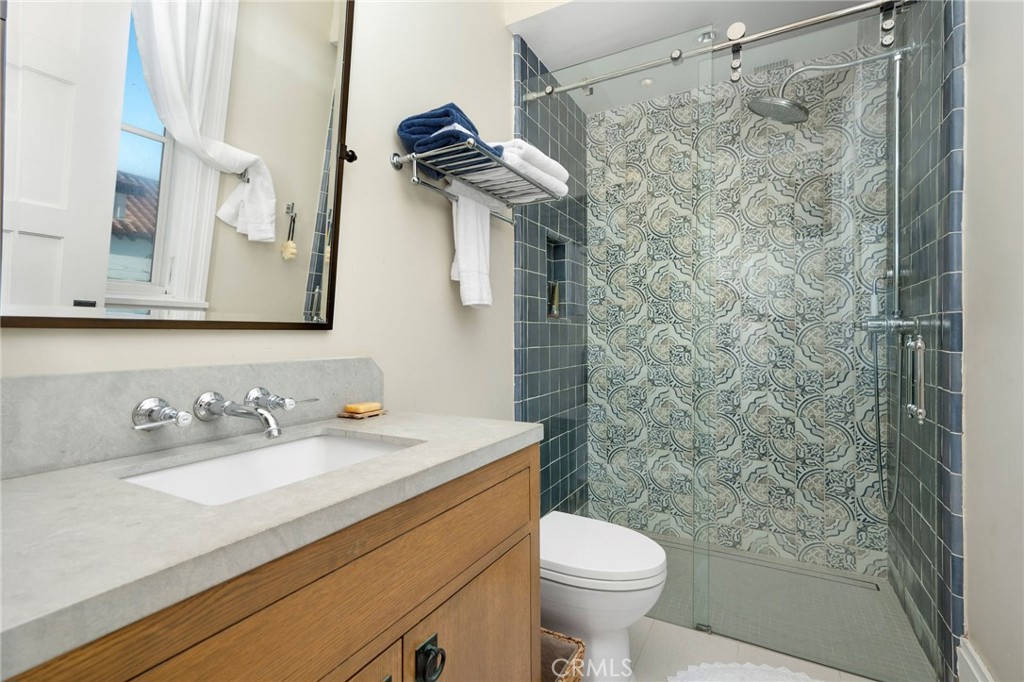 Beach Road Custom (BR) - Residential