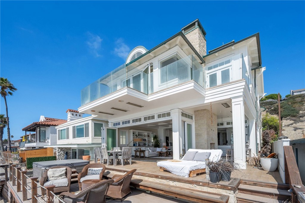 Beach Road Custom (BR) - Residential