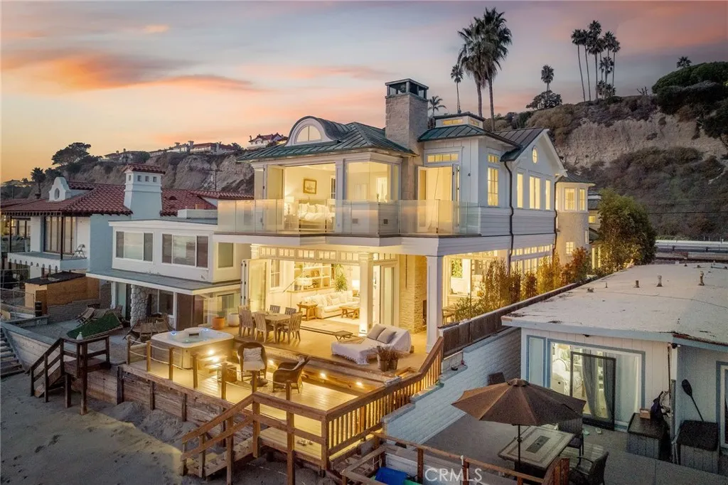 Dana Point, California 92624, United States, 4 Bedrooms Bedrooms, ,5 BathroomsBathrooms,Residential,Active,175447