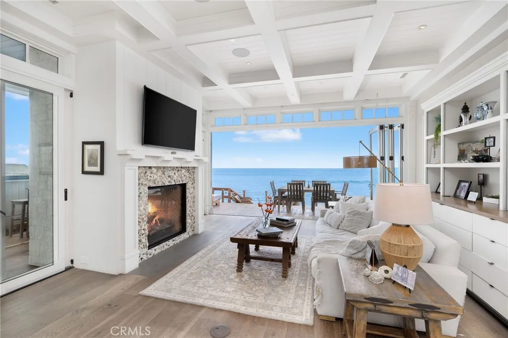 Dana Point, California 92624, United States, 4 Bedrooms Bedrooms, ,5 BathroomsBathrooms,Residential,Active,175447