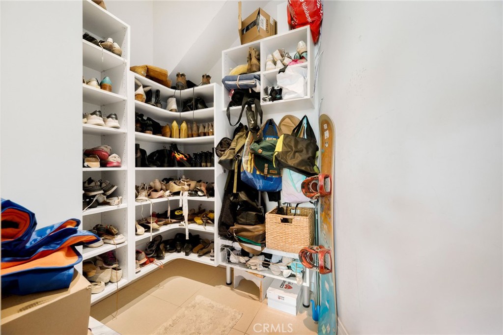 Beach Road Custom (BR) - Residential