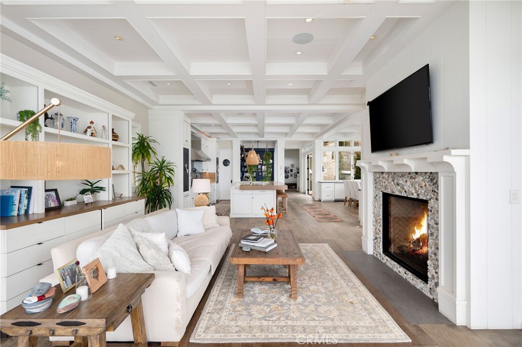 Beach Road Custom (BR) - Residential