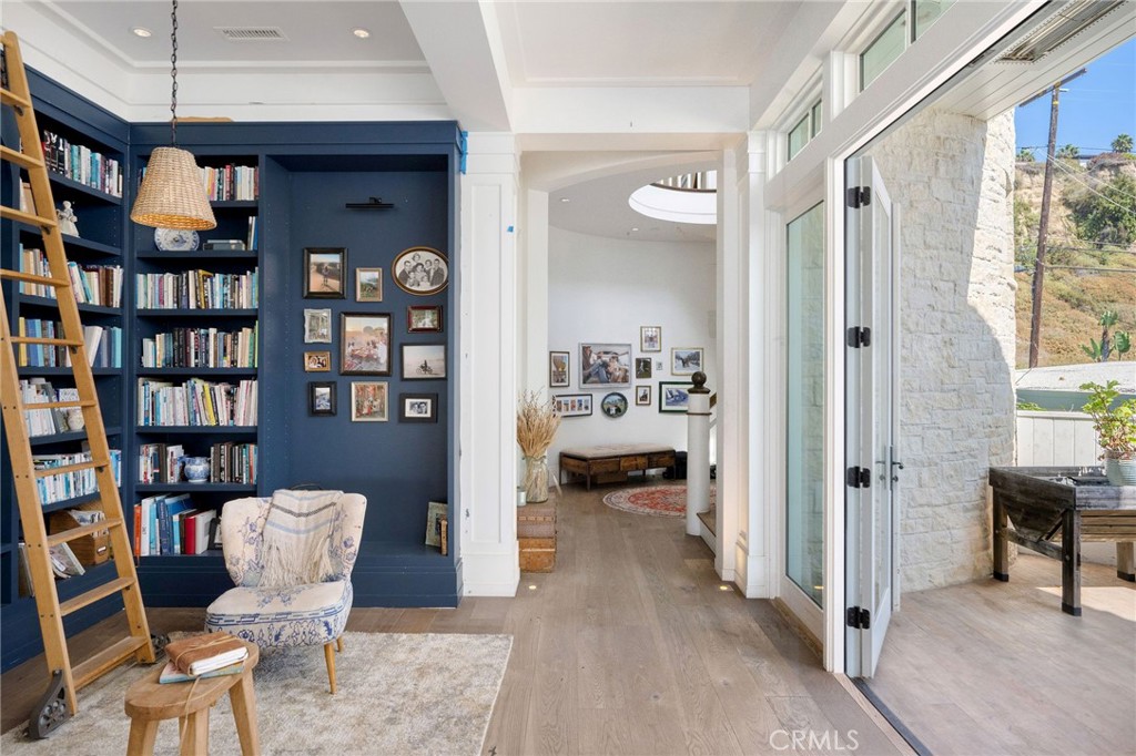 Beach Road Custom (BR) - Residential