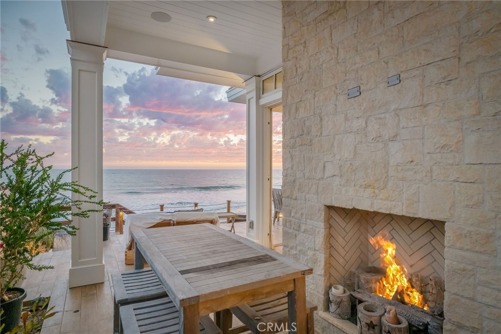 Beach Road Custom (BR) - Residential