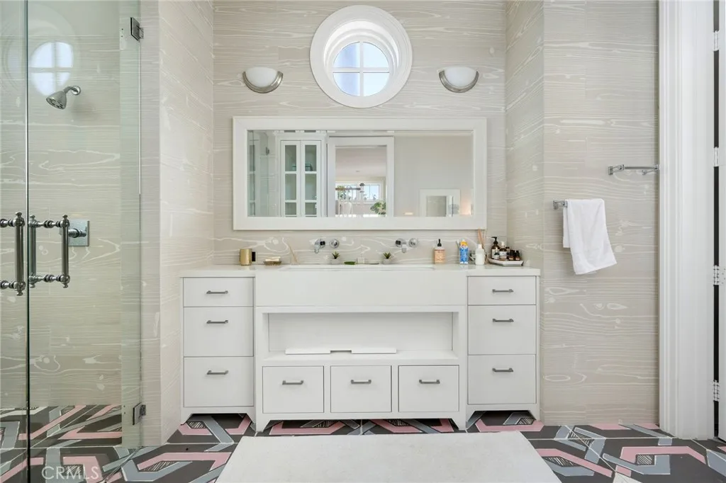 Dana Point, California 92624, United States, 4 Bedrooms Bedrooms, ,5 BathroomsBathrooms,Residential,Active,175447