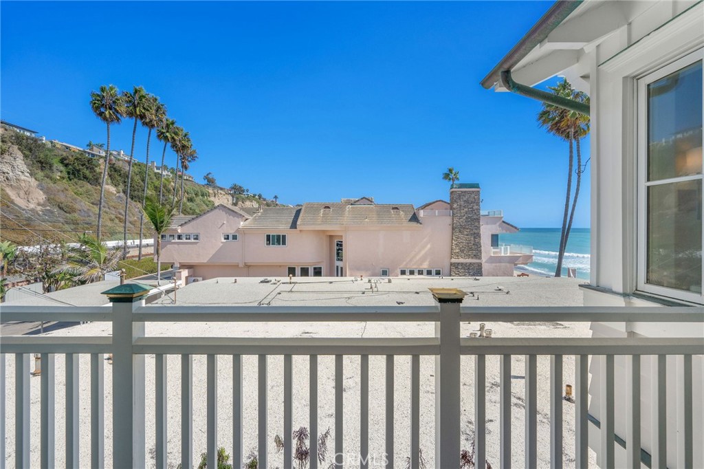 Beach Road Custom (BR) - Residential