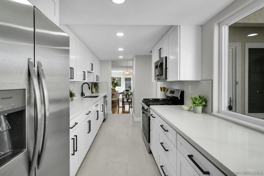 1515 Goldrush Way WAY, Oceanside CA 92057