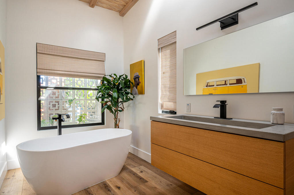 Desert Park Estates - Residential Lease