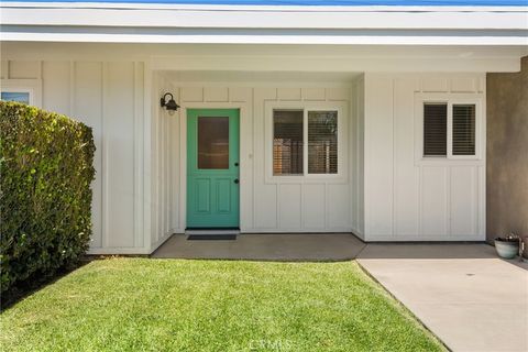 Photo of 384 16th Place Unit B Pl, Costa Mesa, CA 92627 (MLS # NP26074029)