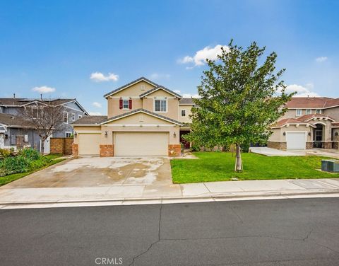 6567 Moonriver Street Eastvale CA 91752