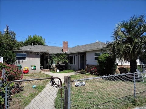 2202 2202 N Bristol Street Santa Ana CA 92706