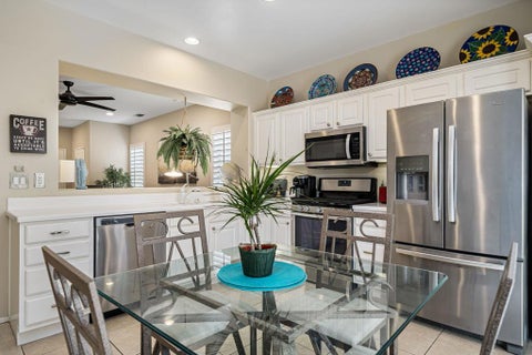 Photo of 78539 Glastonbury Way, Palm Desert, CA 92211 (MLS # 219152293DA)