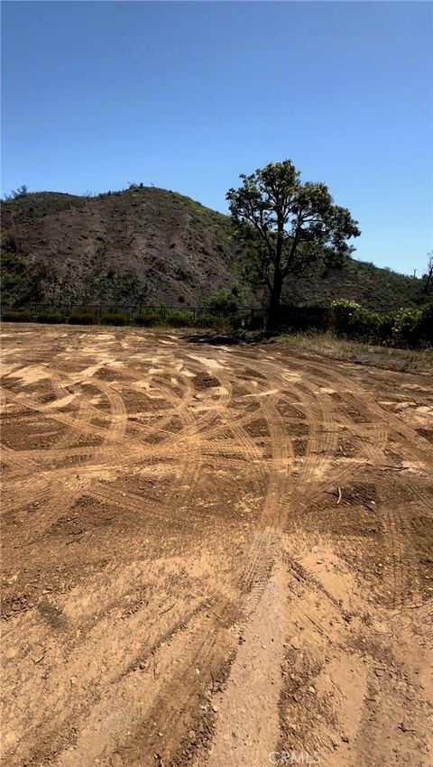 Photo of 1296 Marinette Rd, Pacific Palisades, CA 90272 (MLS # SB25219374)