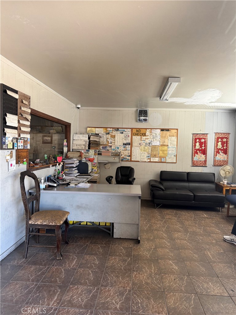 1939 W Artesia Boulevard