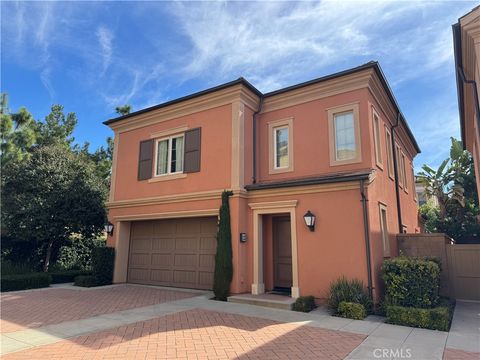 113 Hanging Irvine CA 92620