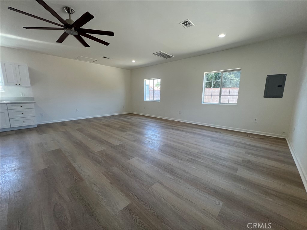 Properties 2 15128 Septo Street