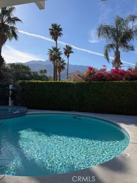 Photo of 1371 E Del Paso Way, Palm Springs, CA 92262 (MLS # OC26072485)