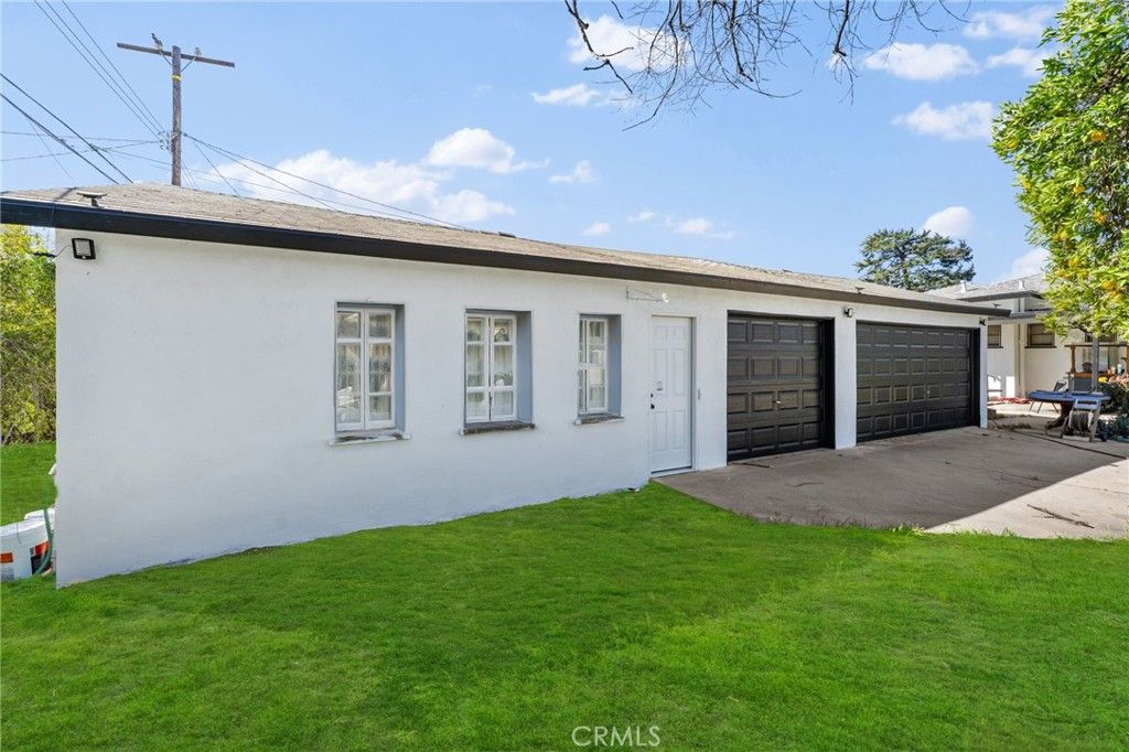 Photo of 1325 Cedar St, San Bernardino, CA 92404 (MLS # CV26082977)