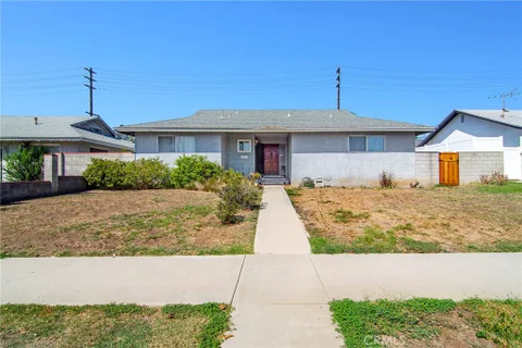 MLS: SR26214502