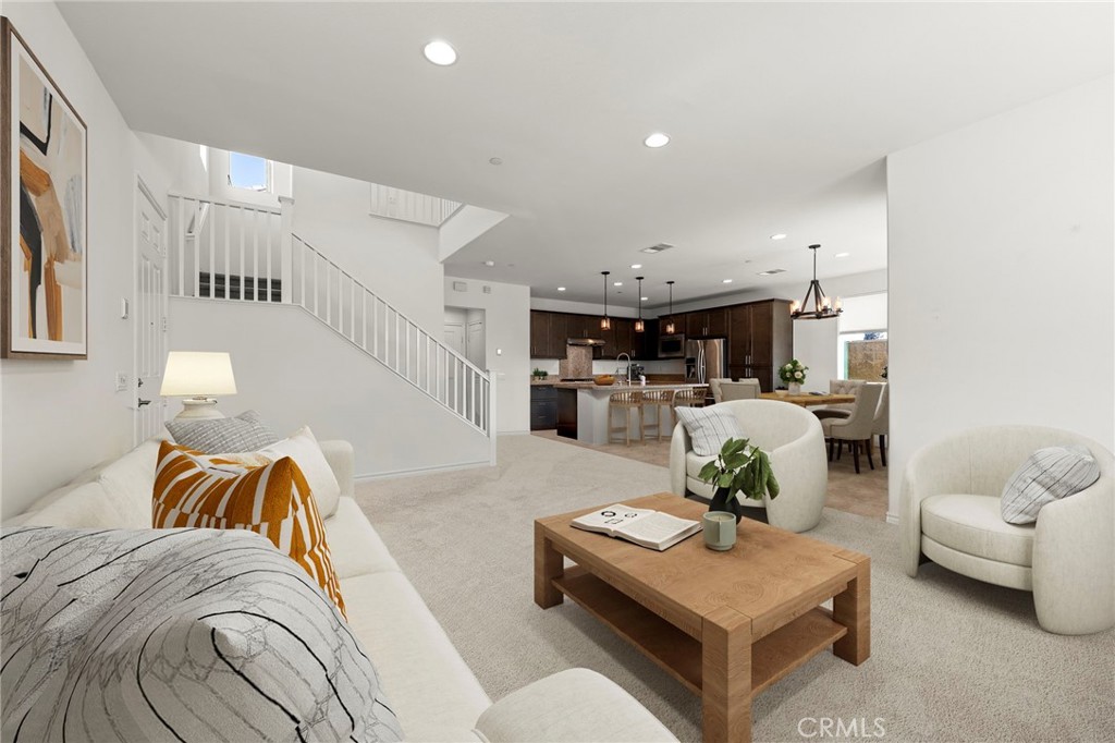 636 S Lakeshore Drive