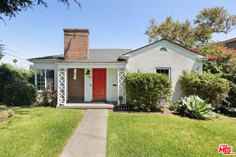 Photo of 1500 S Spaulding Avenue, Los Angeles, CA 90019 (MLS # 26873539)