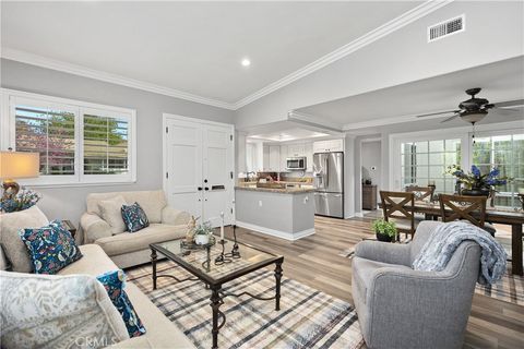 713 Avenida Majorca #B Laguna Woods CA 92637