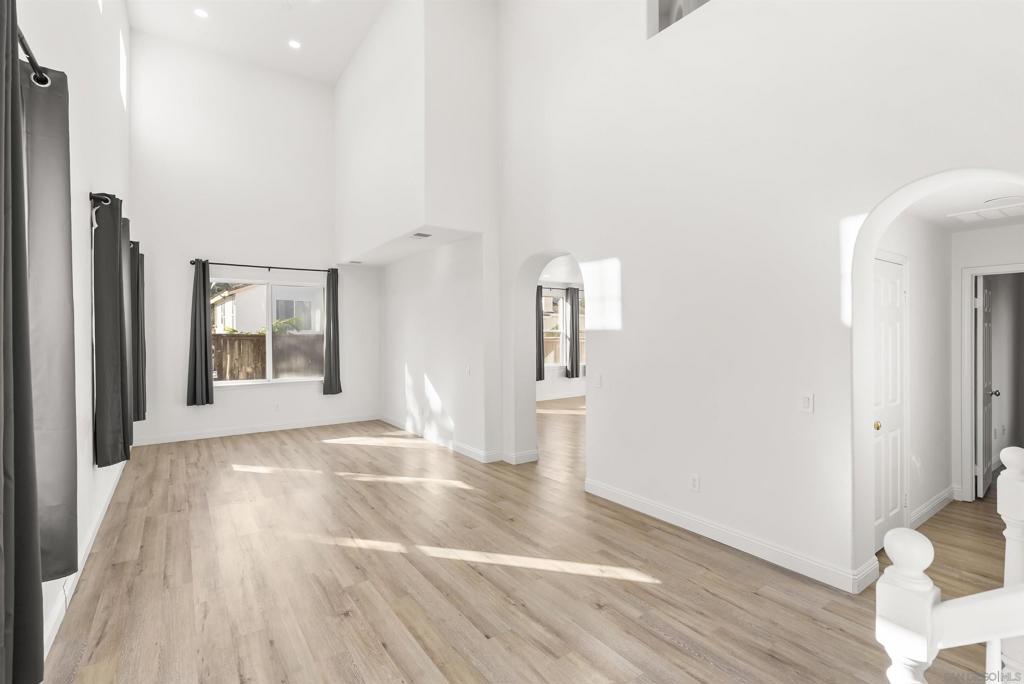 1048 Sunset Crossing Point