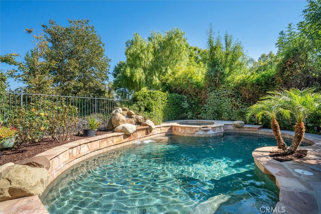 24909 Ironwood Drive