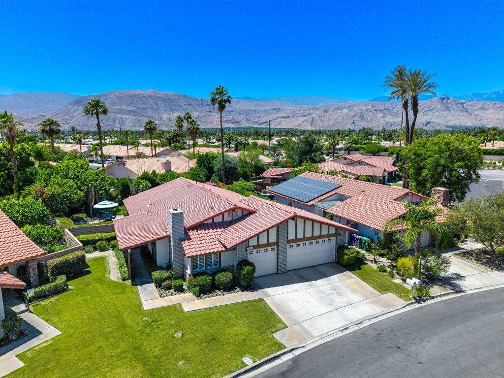40464 Periwinkle Court