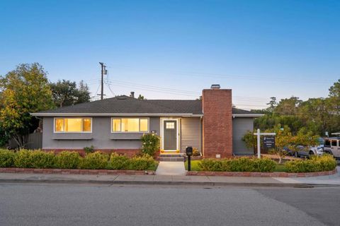 Photo of 472 Gymkhana Road, San Mateo, CA 94403 (MLS # ML82026316) Photo of 472 Gymkhana Road, San Mateo, CA 94403 (MLS # ML82026316)