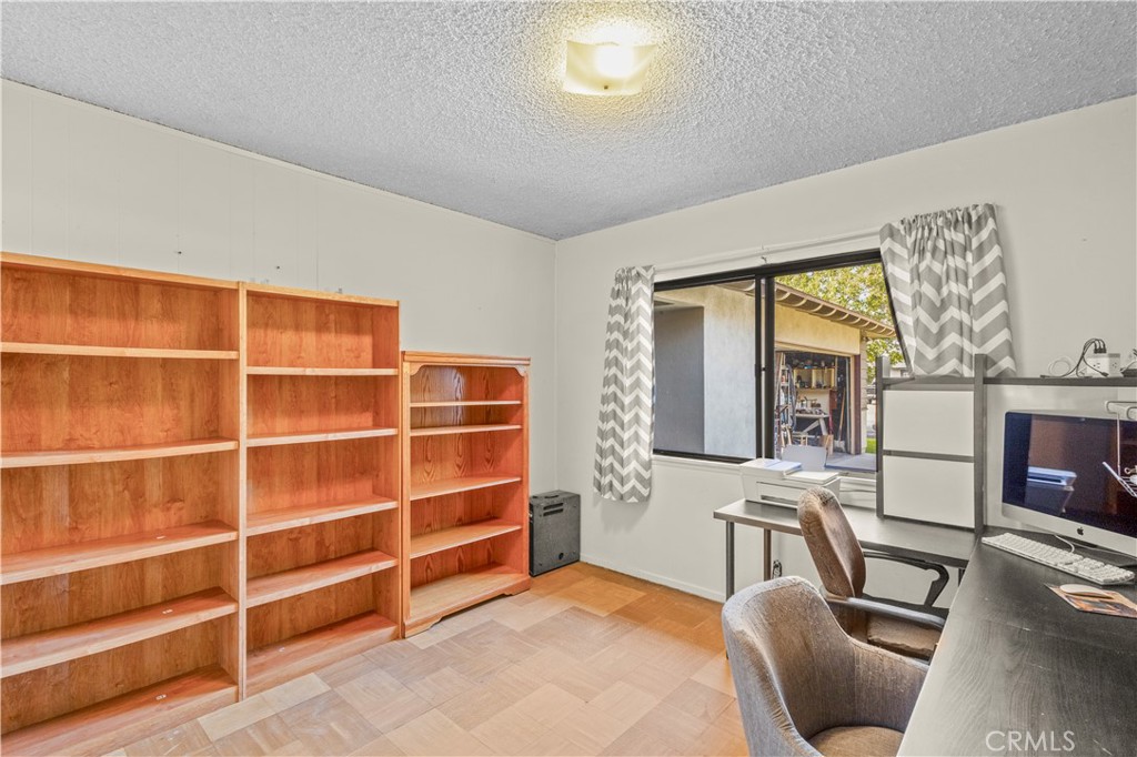 Bolsa Park (BOLS) - Residential