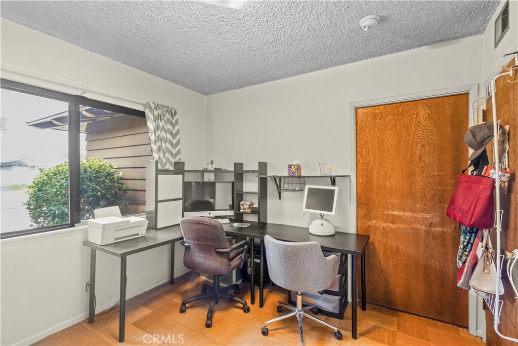 Bolsa Park (BOLS) - Residential