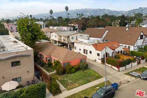 Photo of 833 N Poinsettia Place, Los Angeles, CA 90046 (MLS # 26644191)