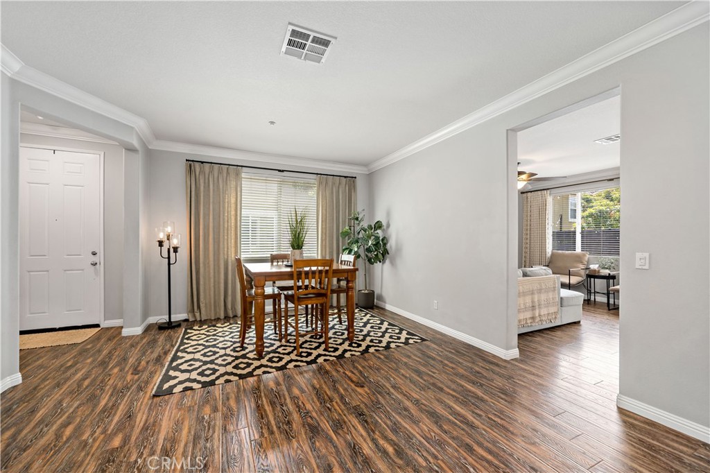 27423 Larabee Court 3
