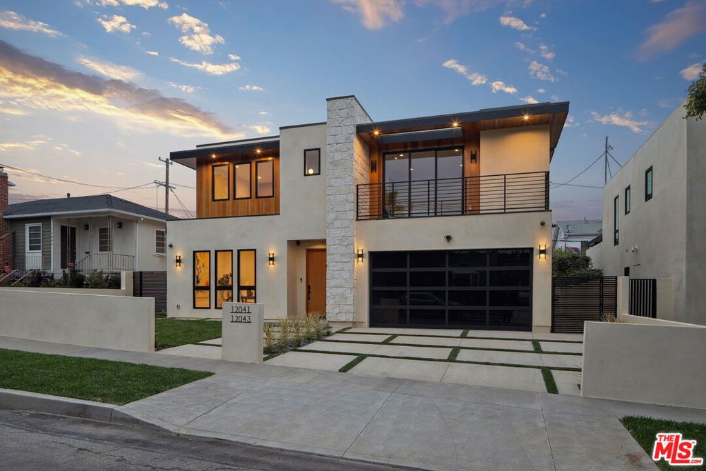 12041 Marine Street