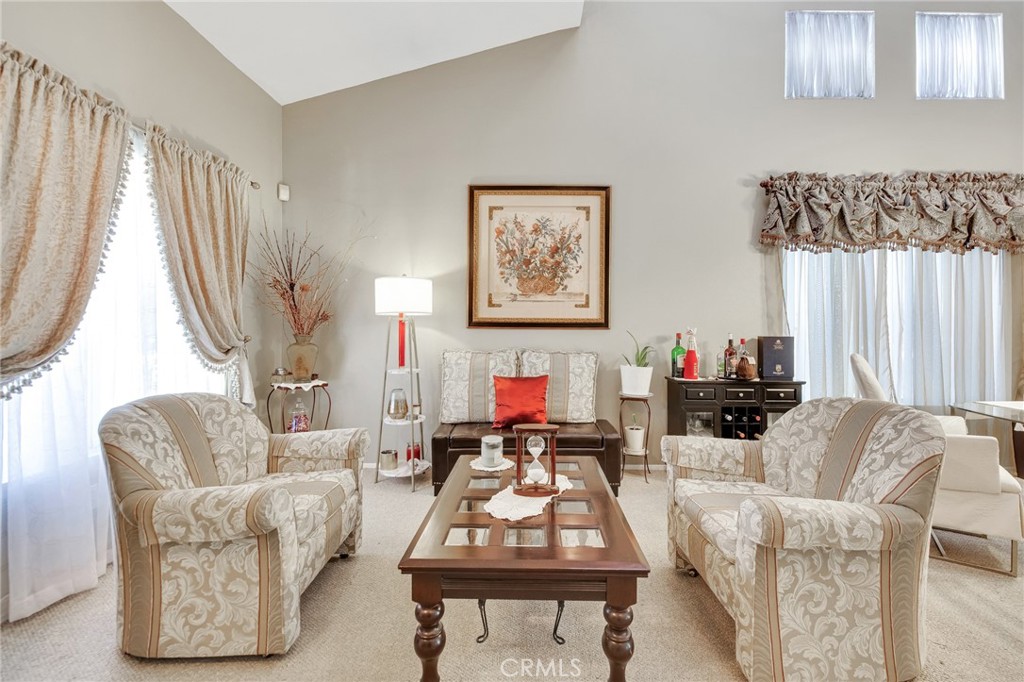 2825 W Newgrove Street