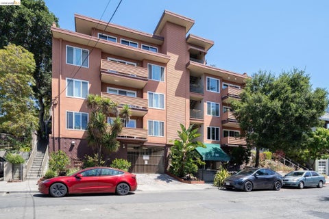 Photo of 94 Bayo Vista Ave #204, Oakland, CA 94611 (MLS # 41145722)